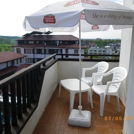 Guest house Deskoni's Place 2*
