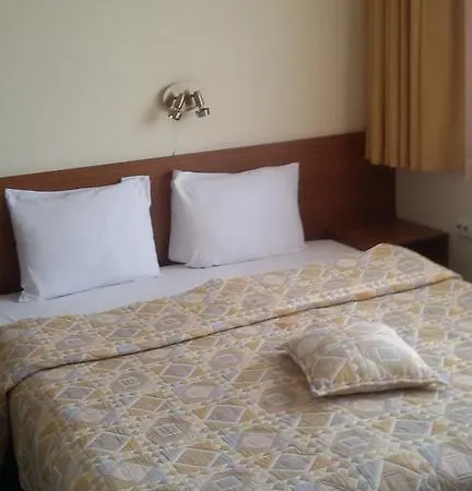 Guest house Deskoni's Place 2*